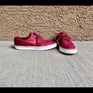Nike Janoski Skate Shoes